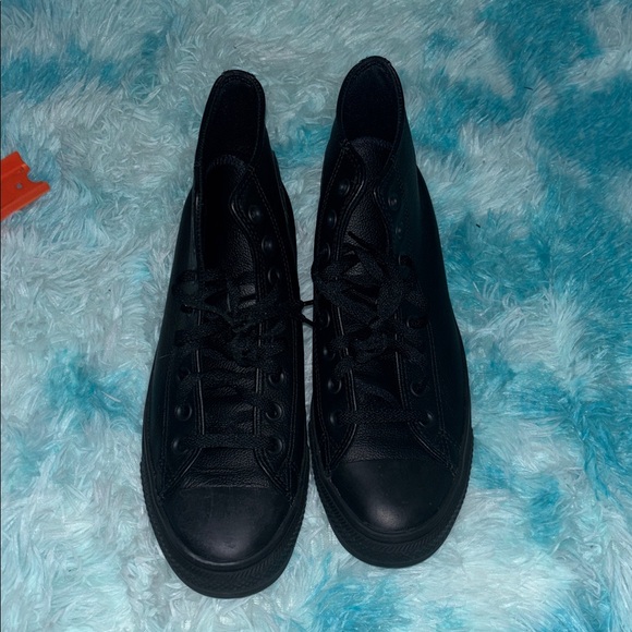 Converse Black Sneakers - Picture 6 of 6